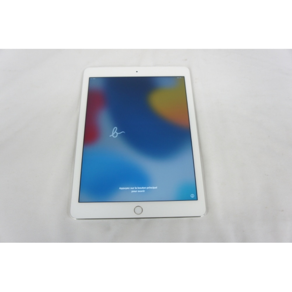 中古B]iPad Air 2 Wi-Fi+Cellular MGHY2J/A シルバー (docomo) [64GB]: PCボンバー