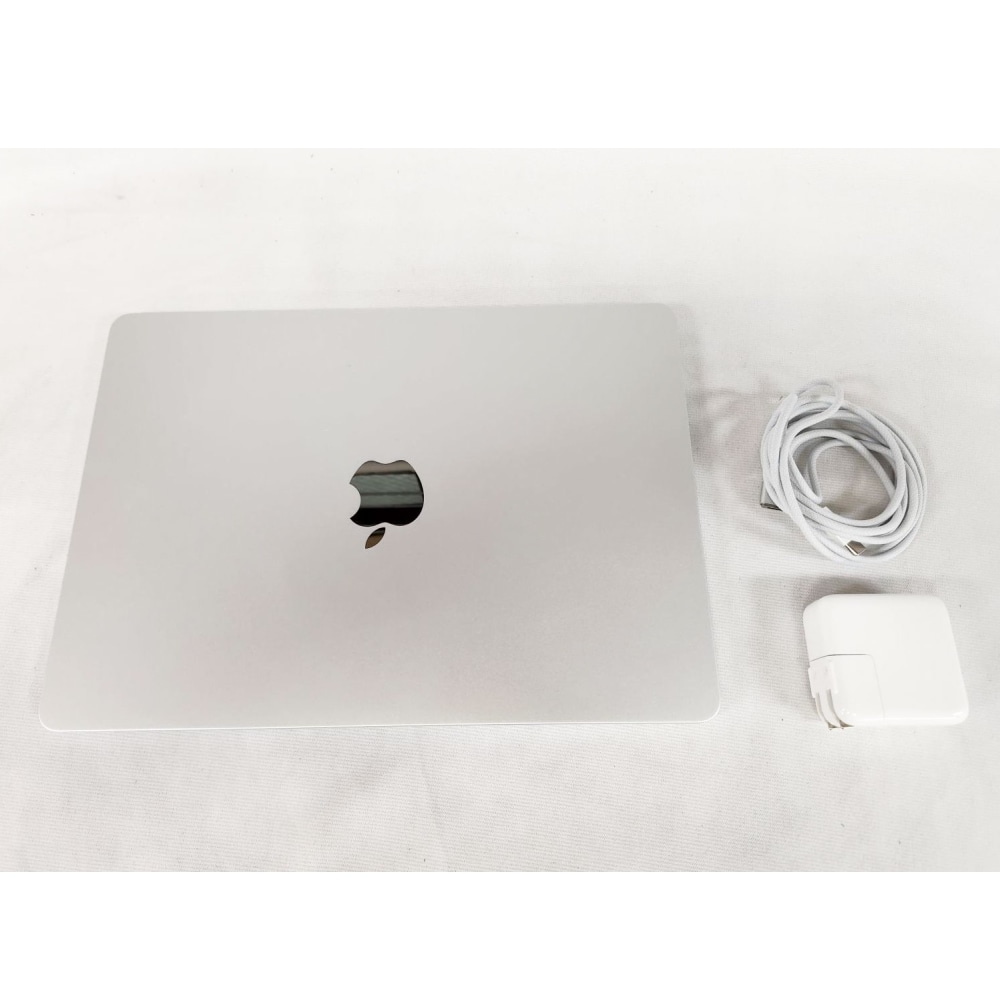 [中古A]MacBook Air Liquid Retinaディスプレイ 13.6 MLXY3J/A シルバー