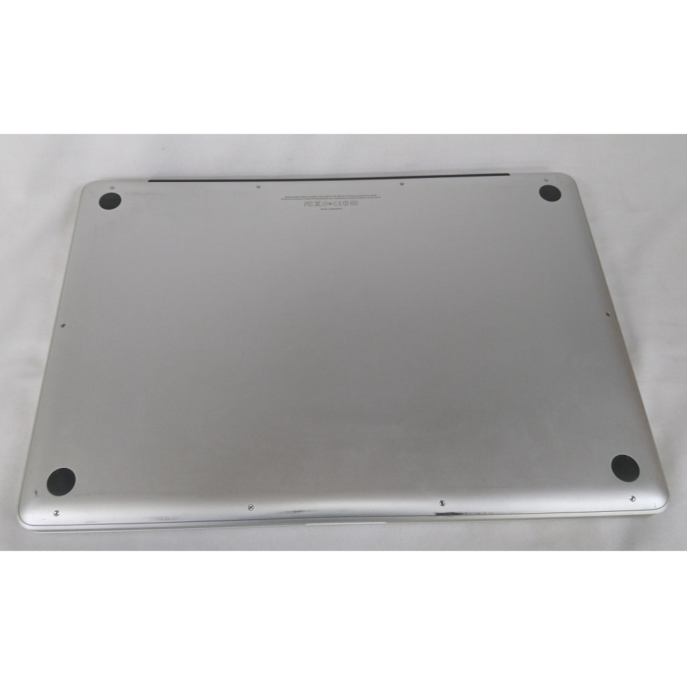 [中古B]MacBook Pro 2400/17 MD311J/A (SSD512GB メモリ16GB増設 OSなし)