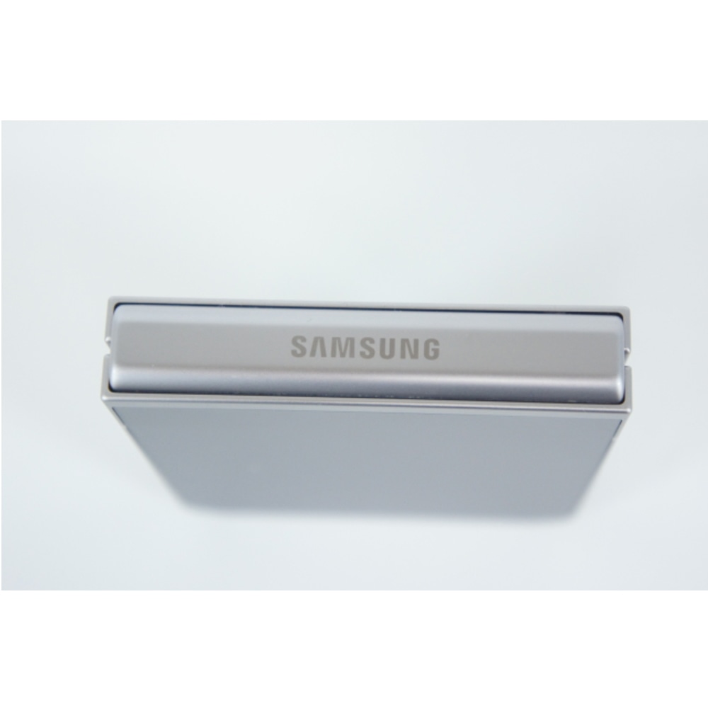 [中古A]Galaxy Z Flip6 12GB 256G SM-F741QZSASJP シルバーシャドウ (国内版SIMフリー)