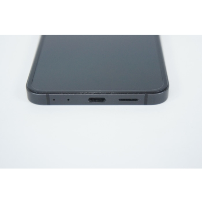 [中古A]Galaxy Z Flip6 12GB 256G SM-F741QAKASJP クラフテッドブラック (国内版SIMフリー)