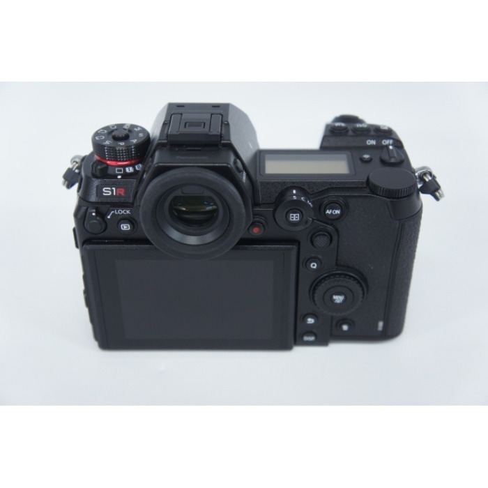 [展示品A]LUMIX 標準ズームSレンズキット DC-S1RM (ショット数：1188)