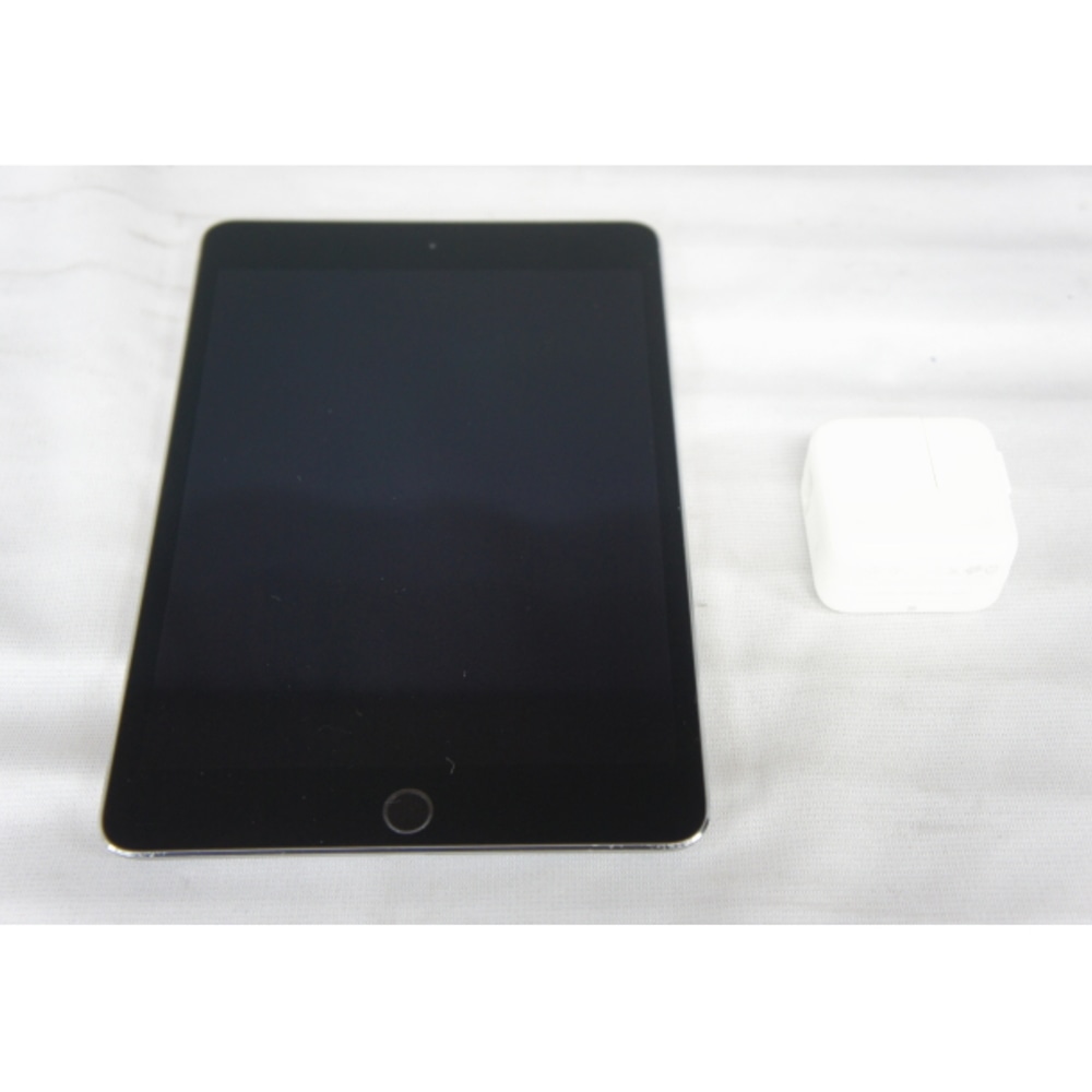 [中古B]iPad mini 4 Wi-Fiモデル MK9N2J/A スペースグレイ [128GB]