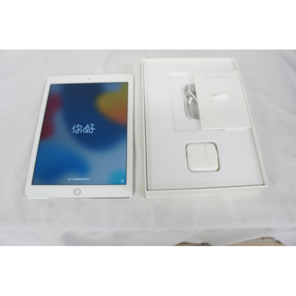 中古B]iPad Air 2 Wi-Fi+Cellular MGHY2J/A シルバー (docomo) [64GB ...