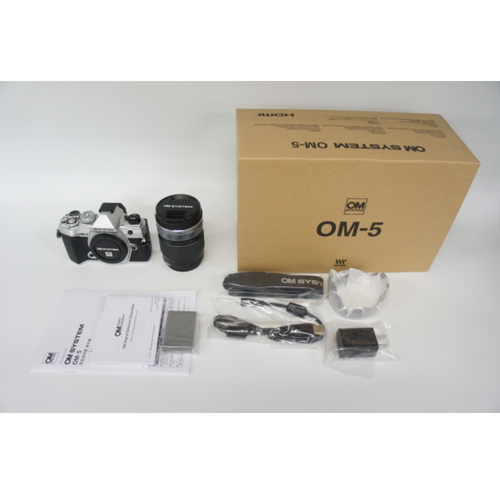 [展示品A]OM SYSTEM OM-5 14-150mm II レンズキット シルバー
