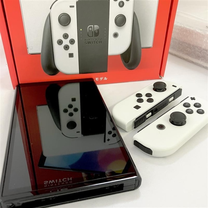 [展示品B]Nintendo Switch 有機ELモデル HEG-S-KAAAA ホワイト