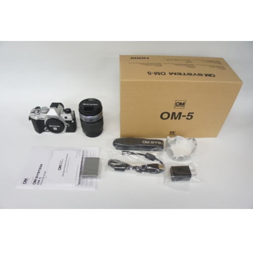 [展示品A]OM SYSTEM OM-5 14-150mm II レンズキット シルバー