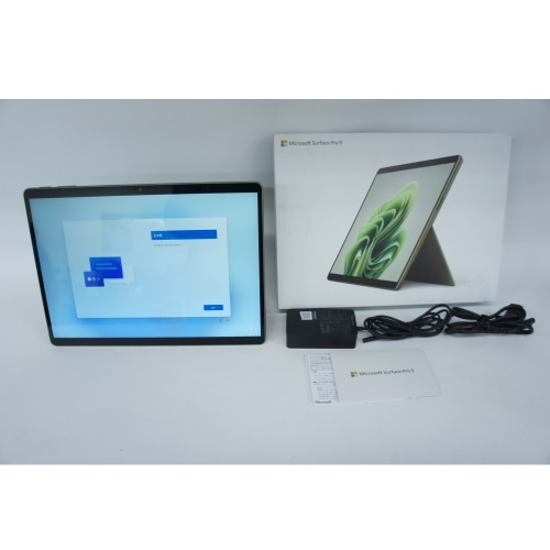 [中古A]Surface Pro 9 QG8-00045 フォレスト 店頭展示機 (背面SSDドア欠損)