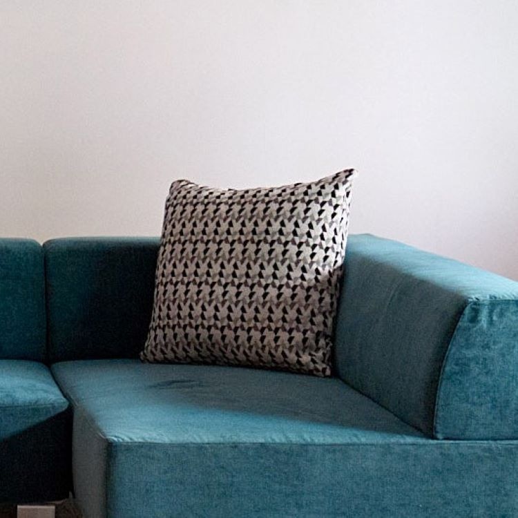 ソファメーカーのフェザークッション(SPIGA)